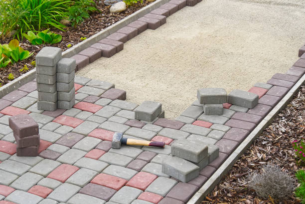 Best Professional Driveway Pavers  in Manche North Shore, CA